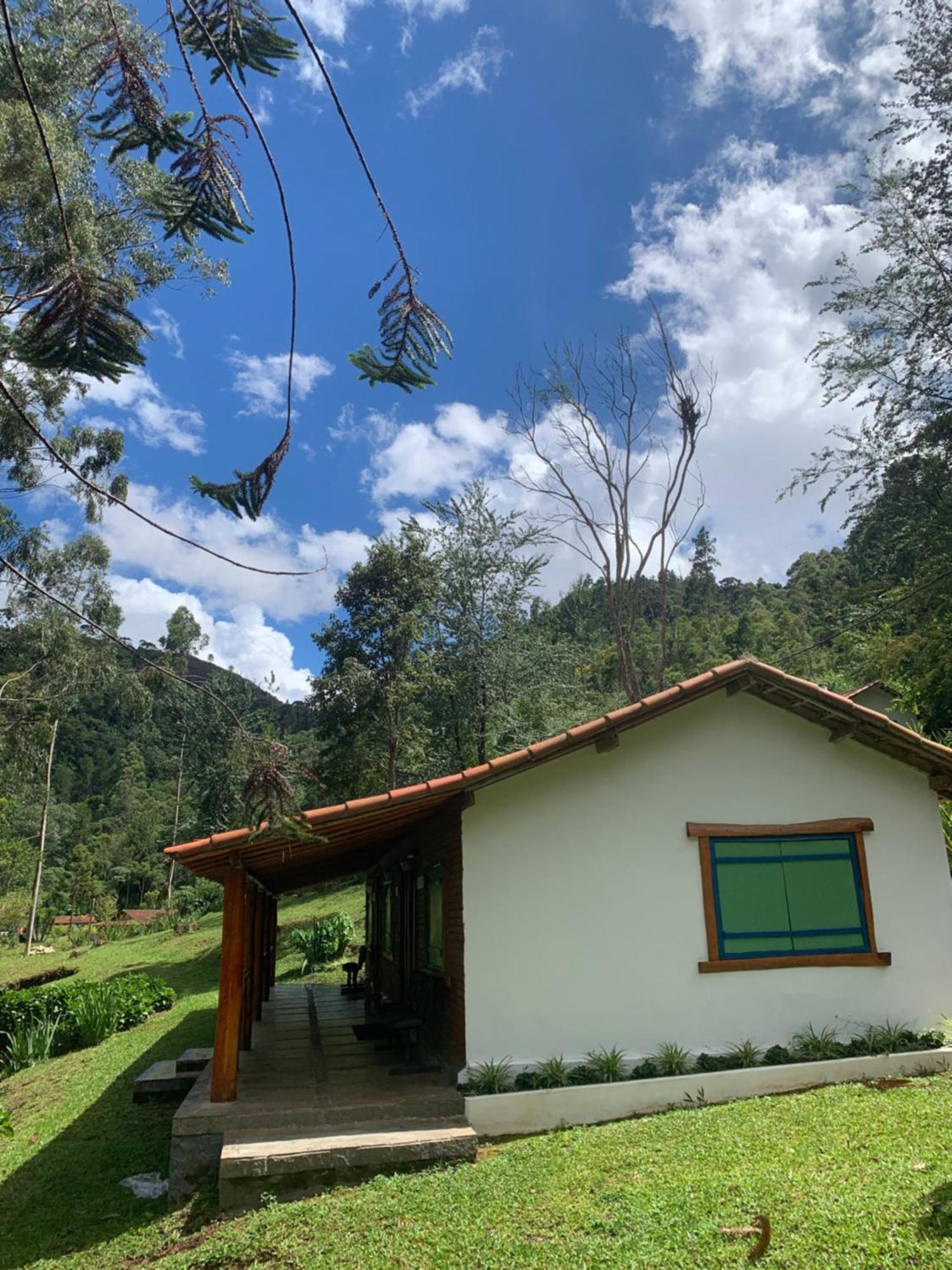 Hotel Fazenda Boa Esperanca Delfim Moreira Luaran gambar